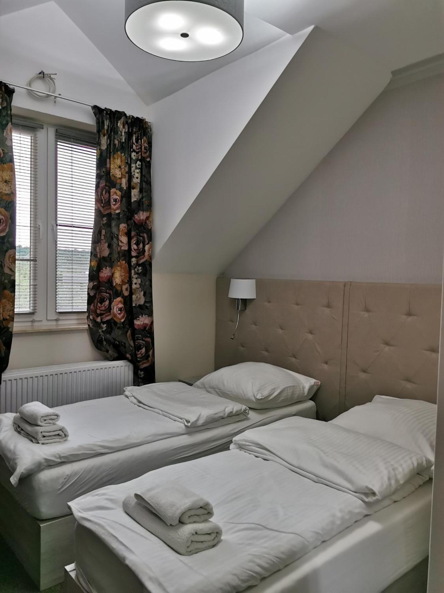 Rezydencja Pod Pieprzowkami Zalesie Gorzyckie Extérieur photo