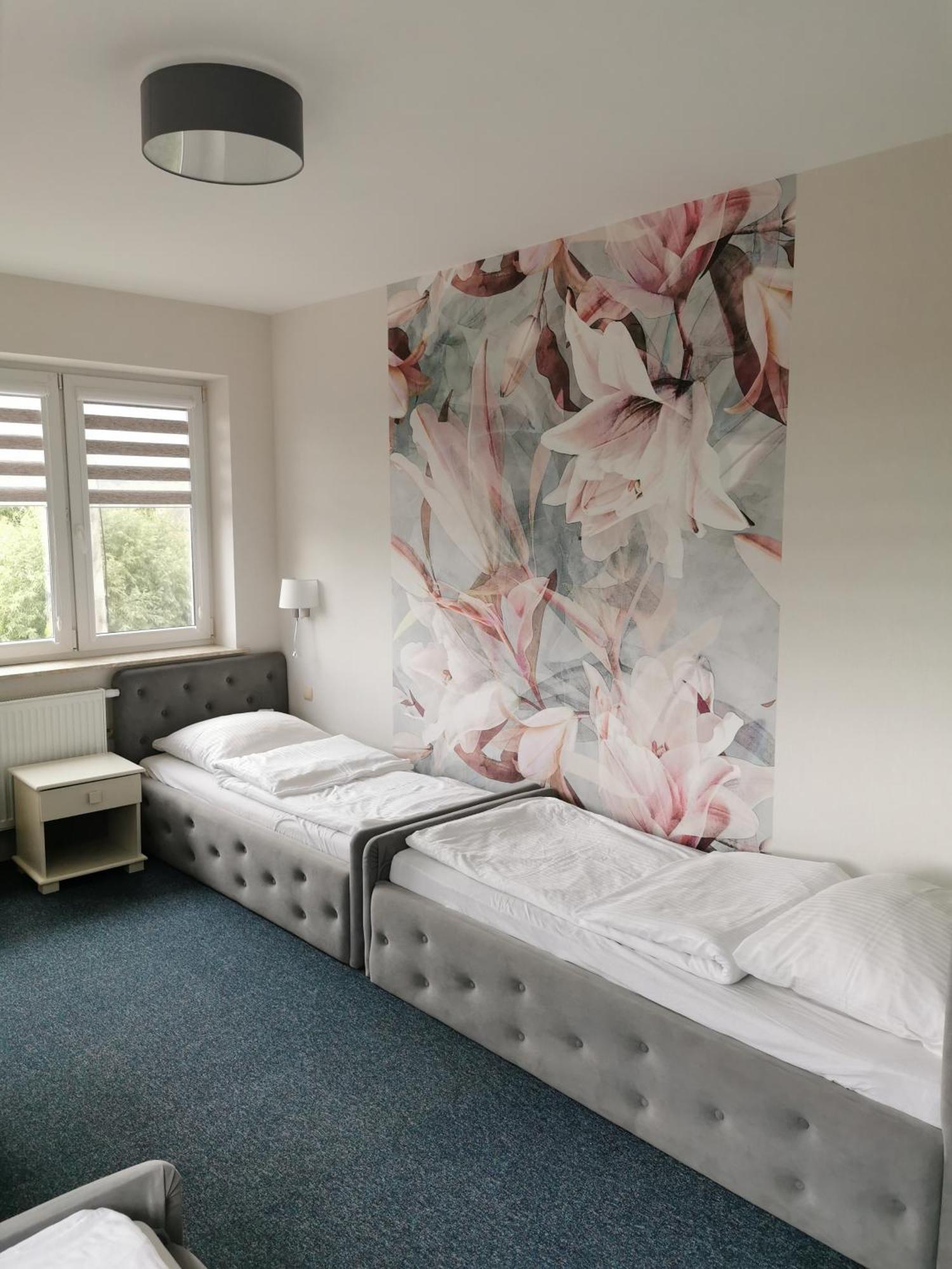 Rezydencja Pod Pieprzowkami Zalesie Gorzyckie Extérieur photo