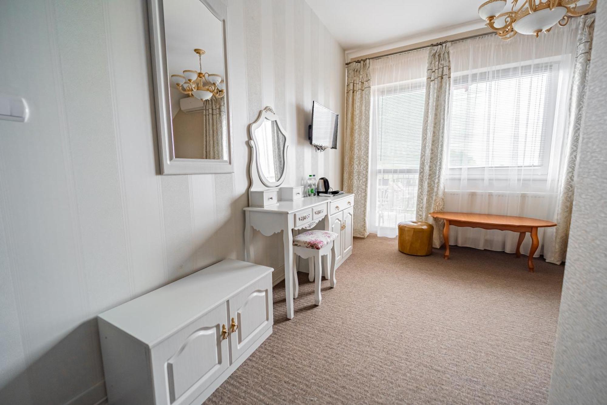 Rezydencja Pod Pieprzowkami Zalesie Gorzyckie Extérieur photo
