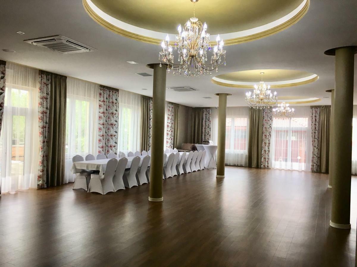 Rezydencja Pod Pieprzowkami Zalesie Gorzyckie Extérieur photo